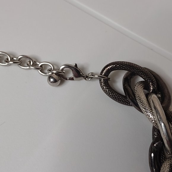 Black And Silver Tone Lightweight Large Link Chain Necklace - Picture 8 of 11